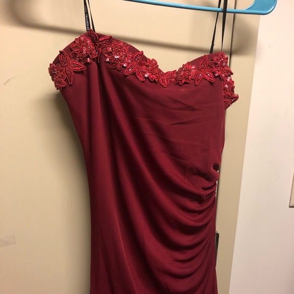 Prom gown - Picture 3 of 5